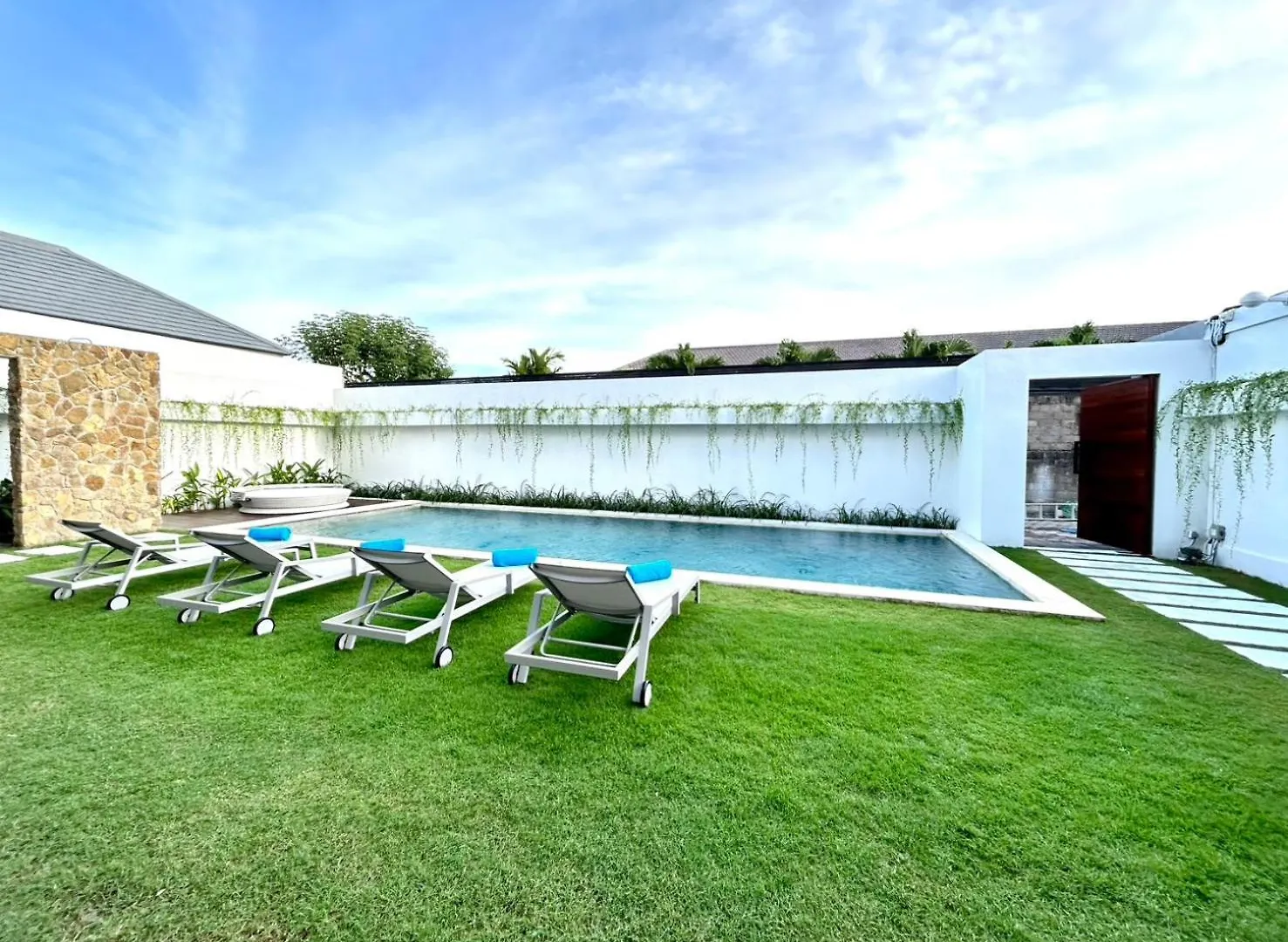Villa Kamawis Seminyak