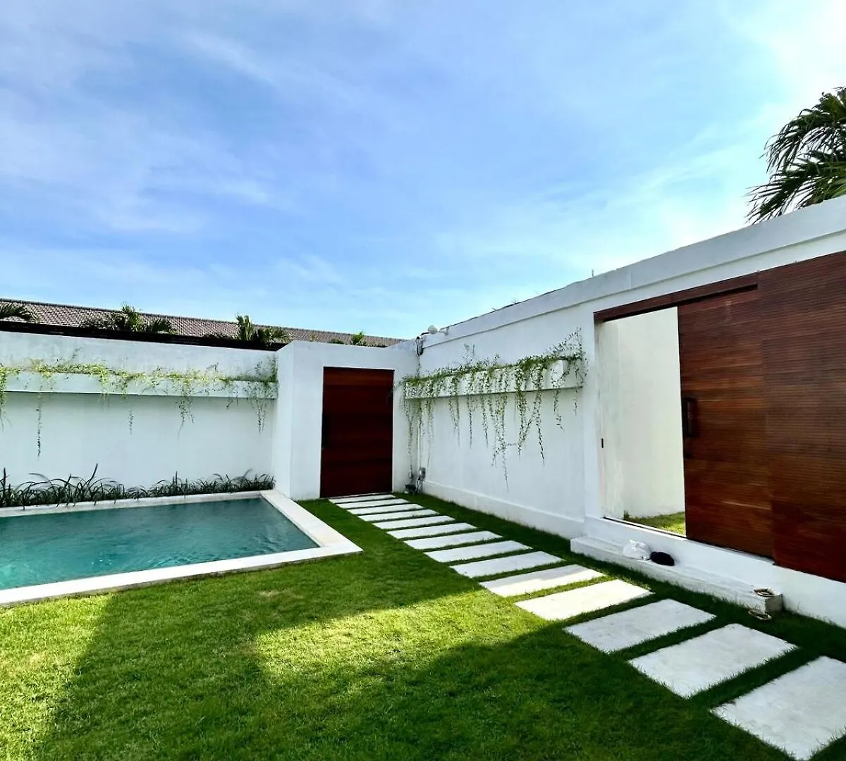Villa Kamawis Seminyak