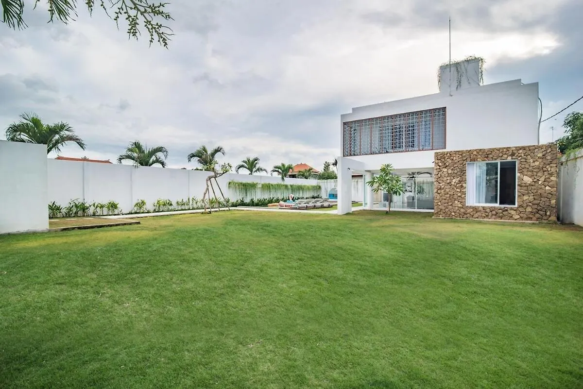 Villa Kamawis Seminyak