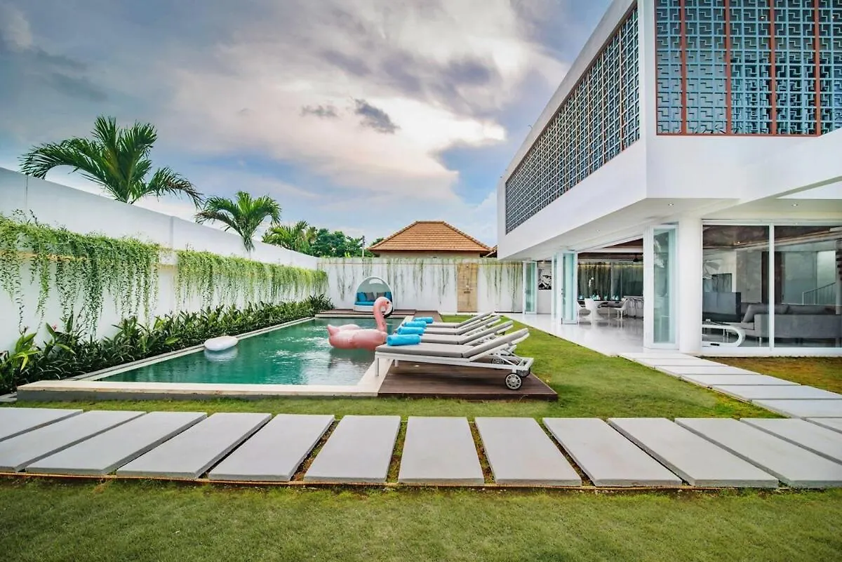 Villa Kamawis Seminyak  Seminyak (Bali)