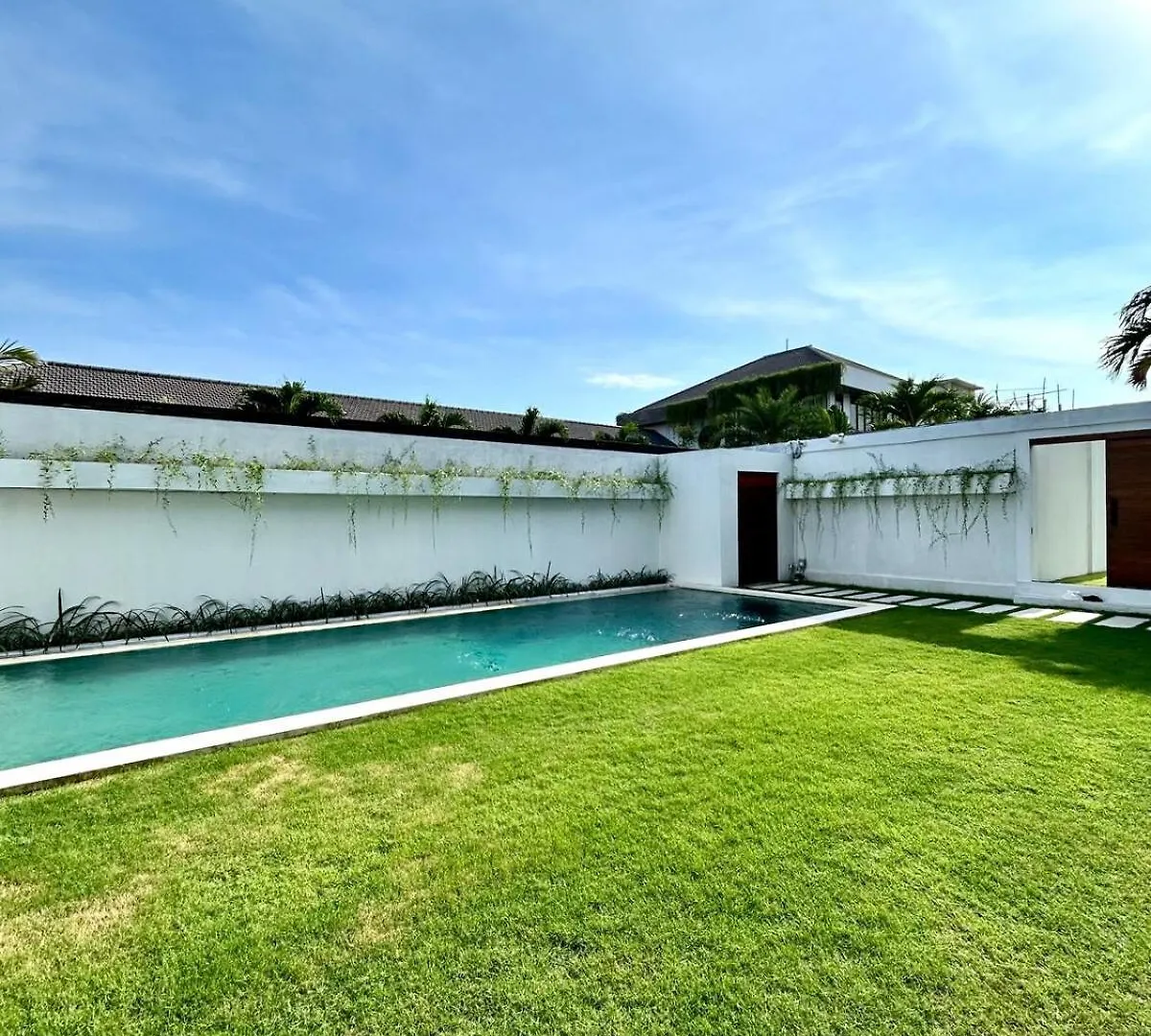 Villa Kamawis Seminyak