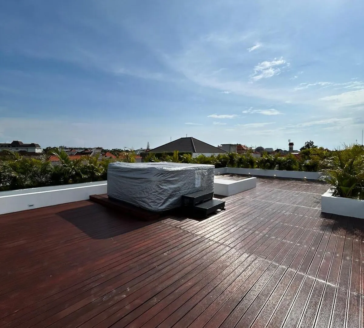 Villa Kamawis Seminyak Indonesia