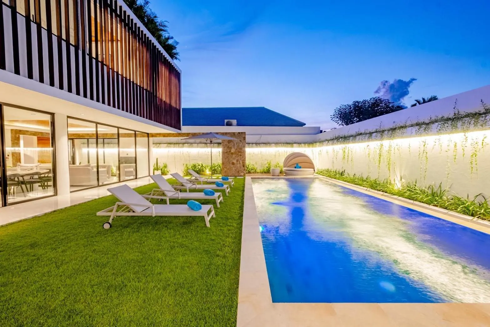 Villa Kamawis Seminyak
