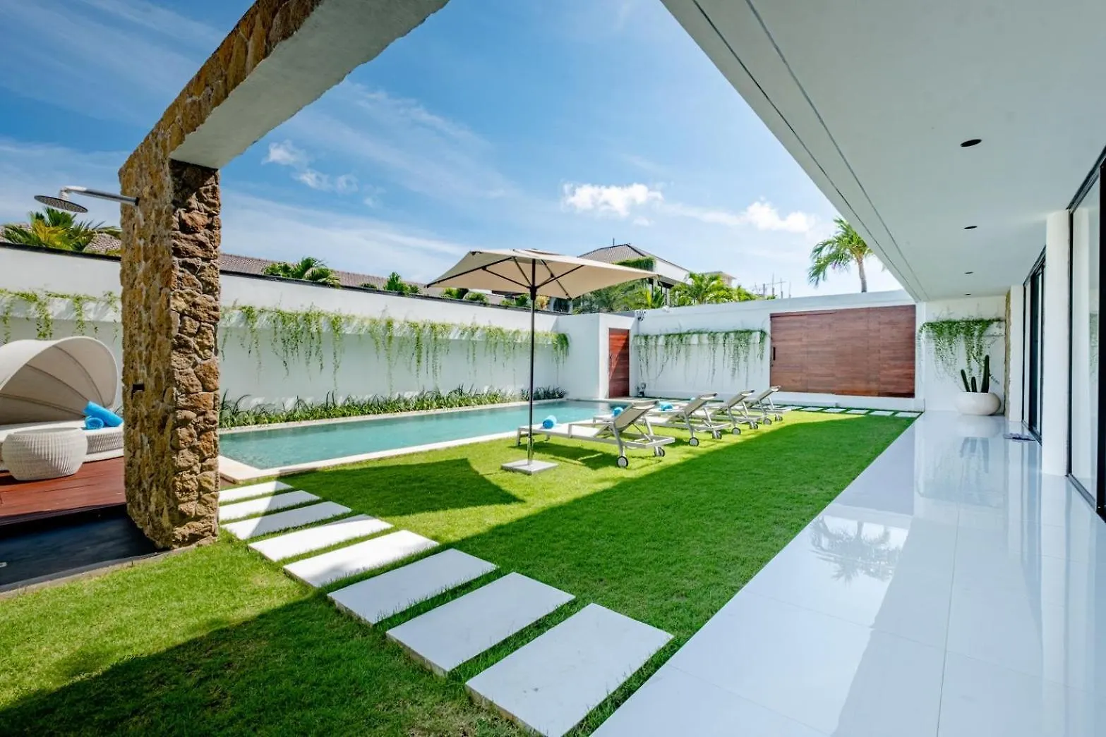 Villa Kamawis Seminyak